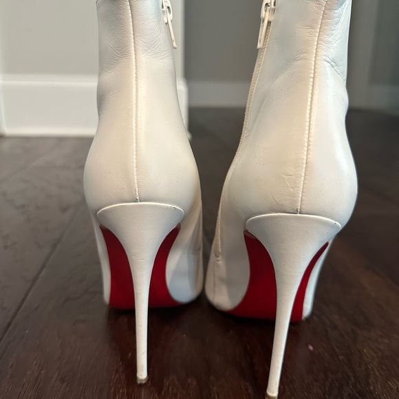 CHRISTIAN LOUBOUTIN CALAMIJANE BOOTY 120 WHITE LEATHER ANKLE BOOTS - Picture 2 of 6